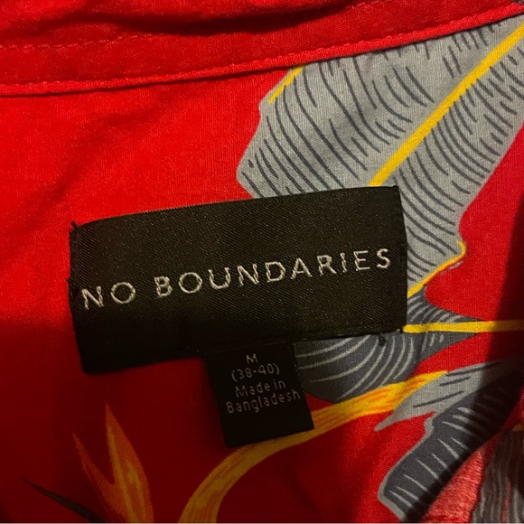 Button up shirt - Picture 3 of 3